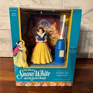 Vintage Disney Snow White and the Seven Dwarfs Toothbrush Set - Blue and Yellow